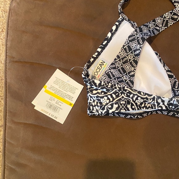 24th & Ocean NWT cross back bikini top - Picture 3 of 3